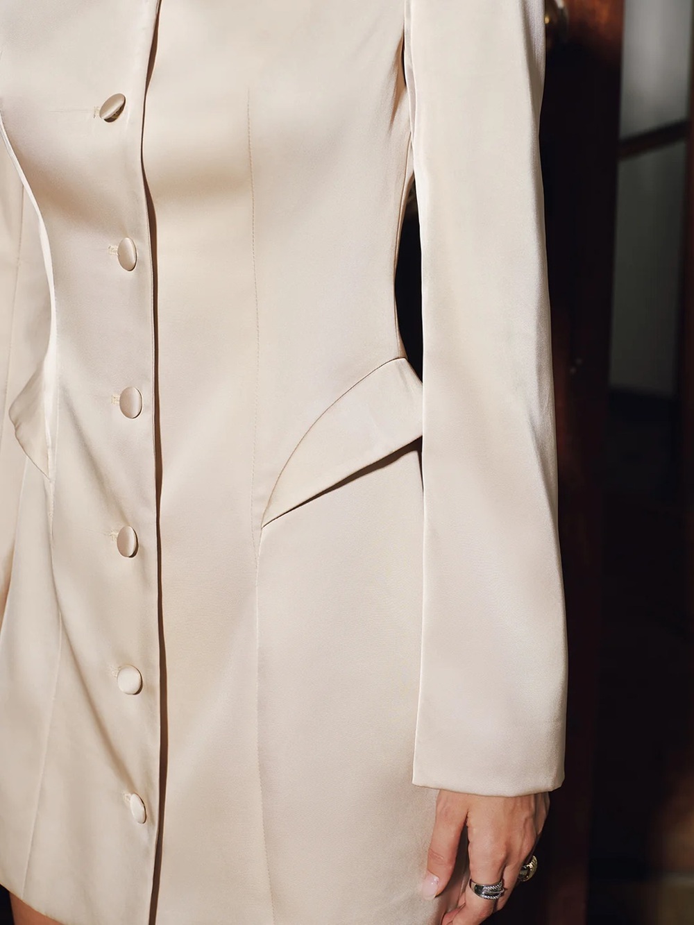 COMMENSE Button-Front Satin Mini Blazer Dress- size Medium - Picture 5 of 8